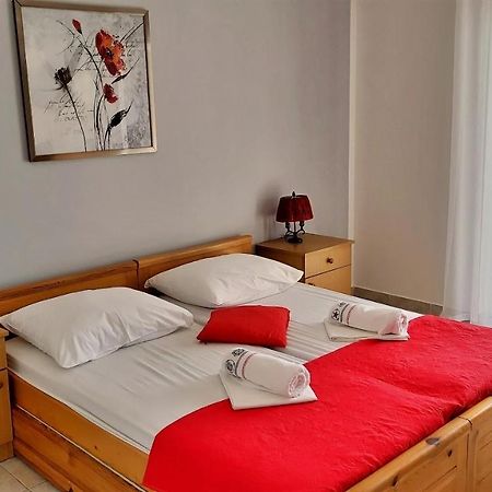 Apartments Mandalinic Omiš Eksteriør bilde