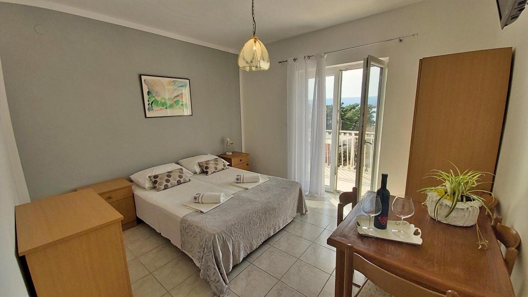 Apartments Mandalinic Omiš Eksteriør bilde