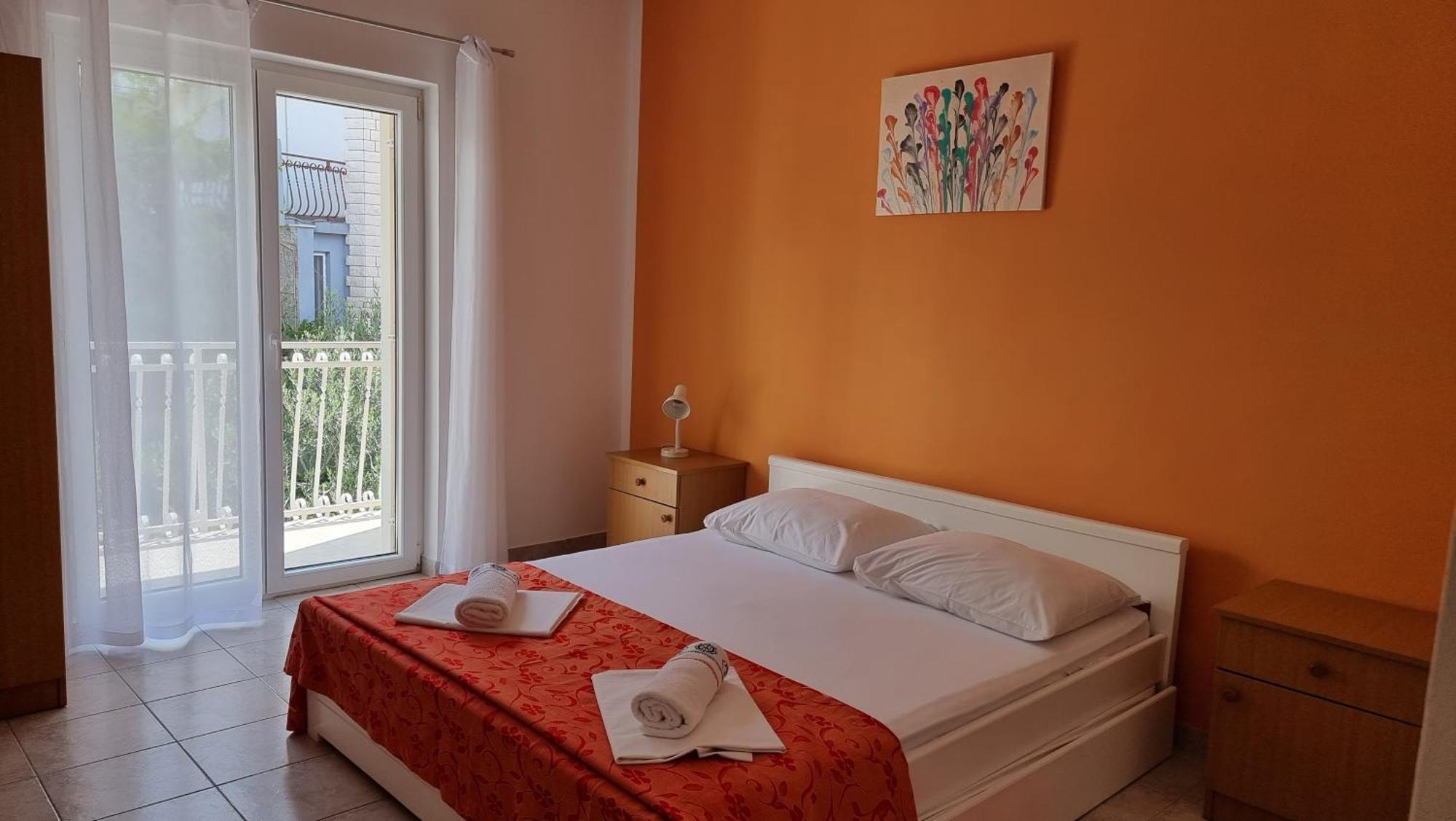Apartments Mandalinic Omiš Eksteriør bilde